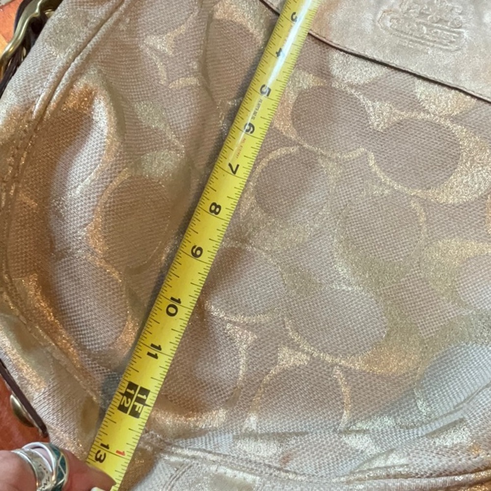 Awesome Coach gold hobo bag - Picture 11 of 14